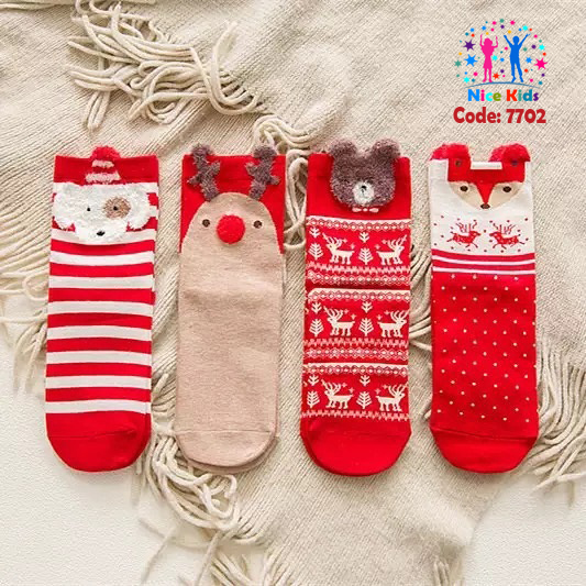 تصویر شماره 1 مربوط به جورابهای نیم ساق کریسمسی و یلدایی با کد 7702