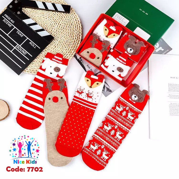 تصویر شماره 2 مربوط به جورابهای نیم ساق کریسمسی و یلدایی با کد 7702
