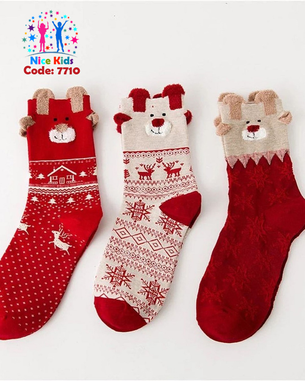 تصویر شماره 1 مربوط به جورابهای نیم ساق کریسمسی و یلدایی با کد 7710